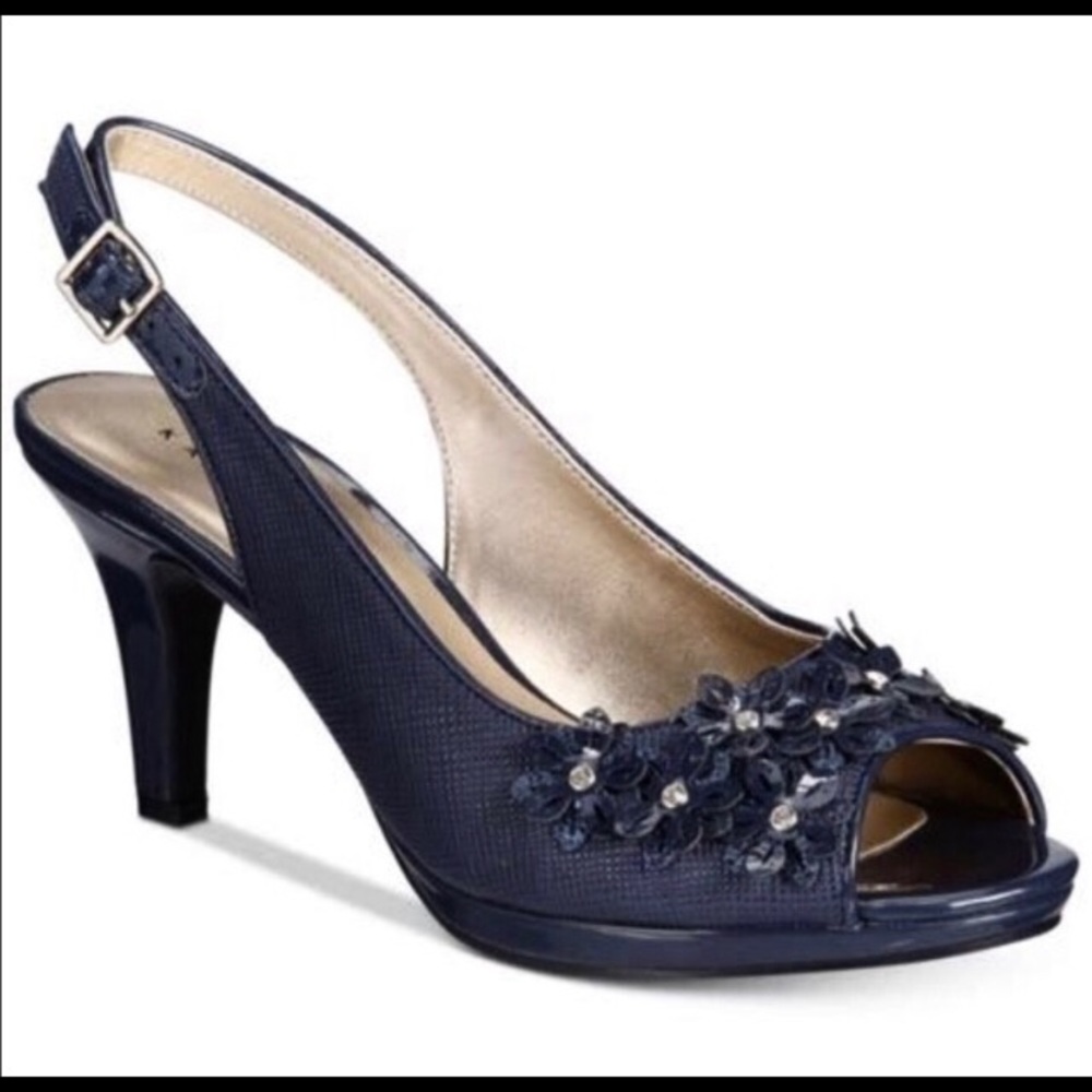 Karen Scott BRONAA Navy Slingback Heels